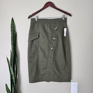 JOE FRESH | NWT Green Cargo Button Detail Midi Skirt - size 4